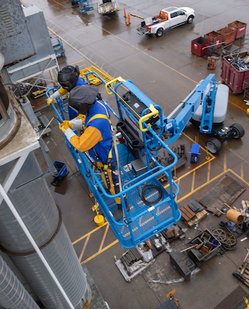 Boom lifts Boom lifts